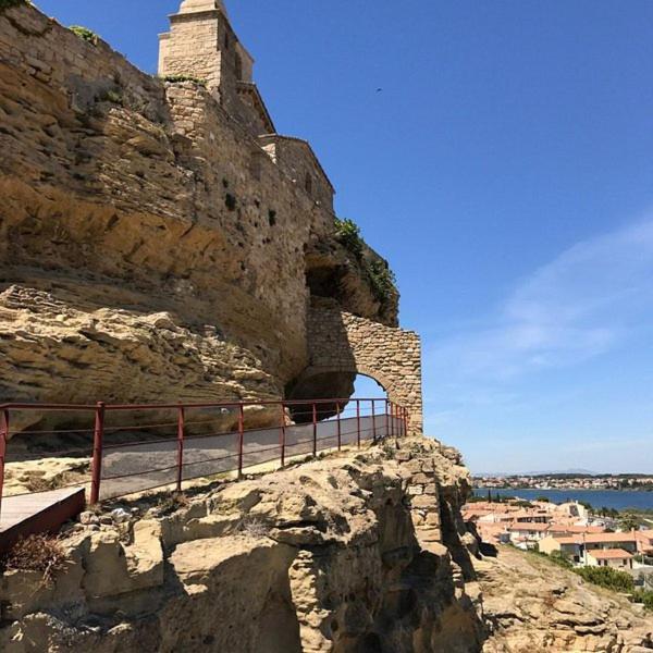 Charmante Maison De Ville Avec Jardin, Terrasse Et Terrain De Petanque Fos-sur-Mer Eksteriør billede